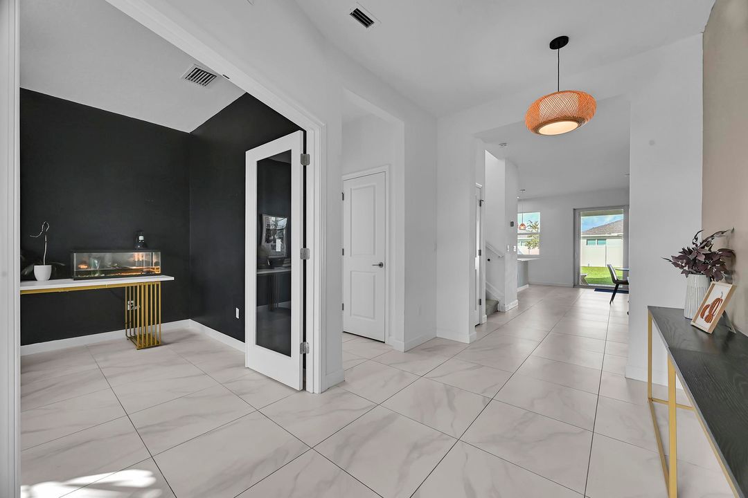 For Rent: $4,000 (4 beds, 2 baths, 2582 Square Feet)