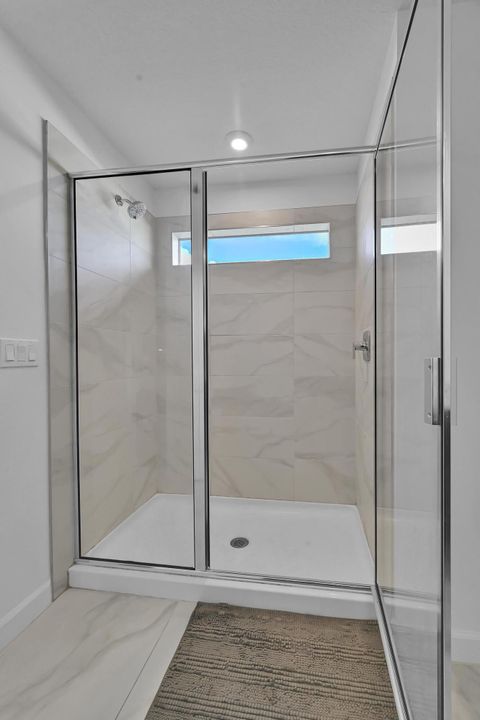 For Rent: $4,000 (4 beds, 2 baths, 2582 Square Feet)