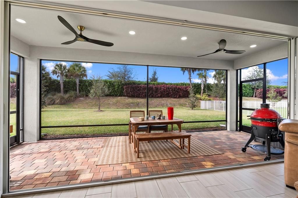 En Venta: $599,999 (5 camas, 4 baños, 2896 Pies cuadrados)