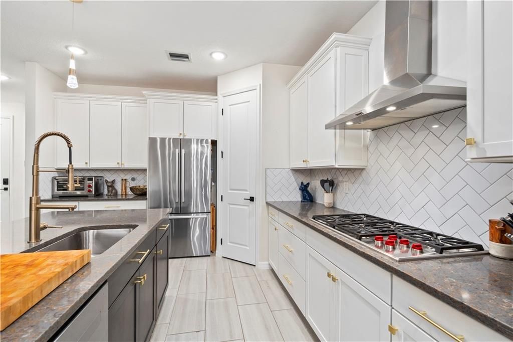 En Venta: $599,999 (5 camas, 4 baños, 2896 Pies cuadrados)