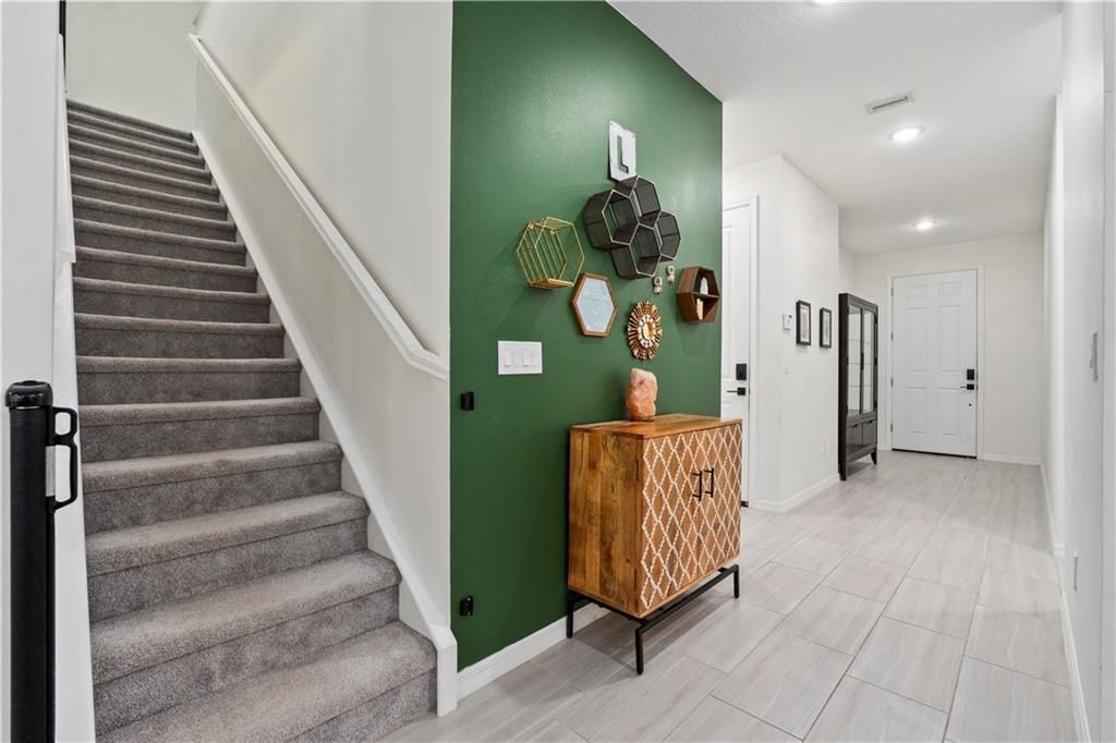 En Venta: $599,999 (5 camas, 4 baños, 2896 Pies cuadrados)