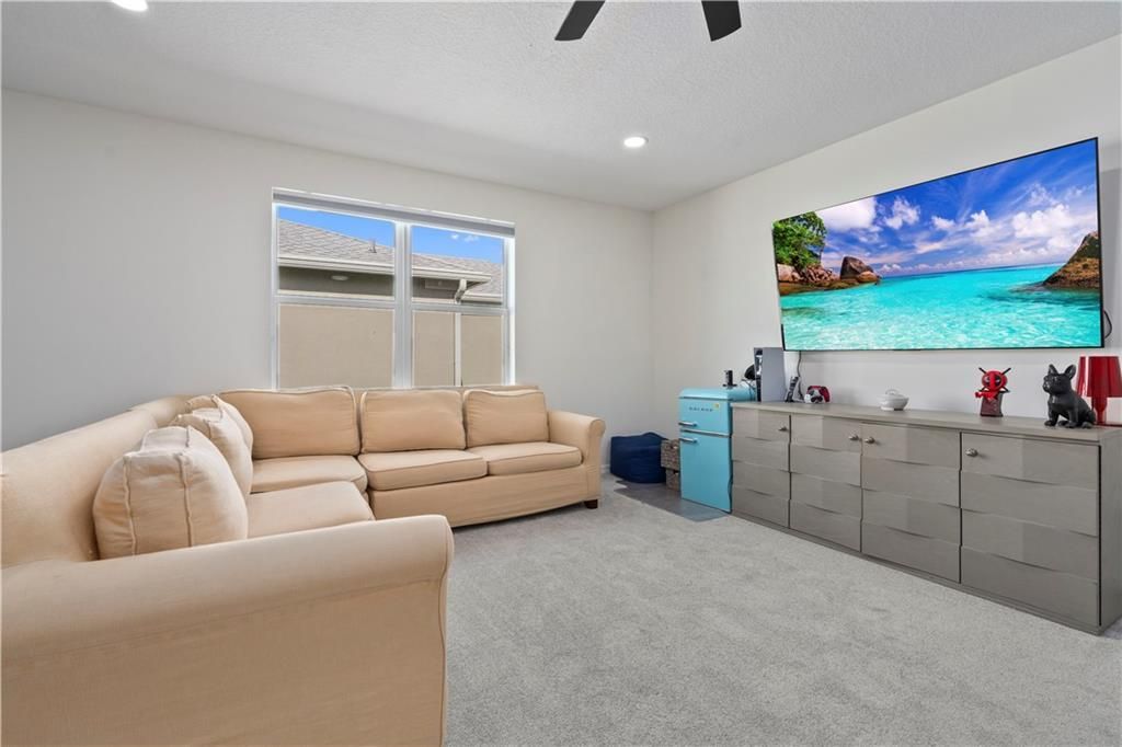 En Venta: $599,999 (5 camas, 4 baños, 2896 Pies cuadrados)