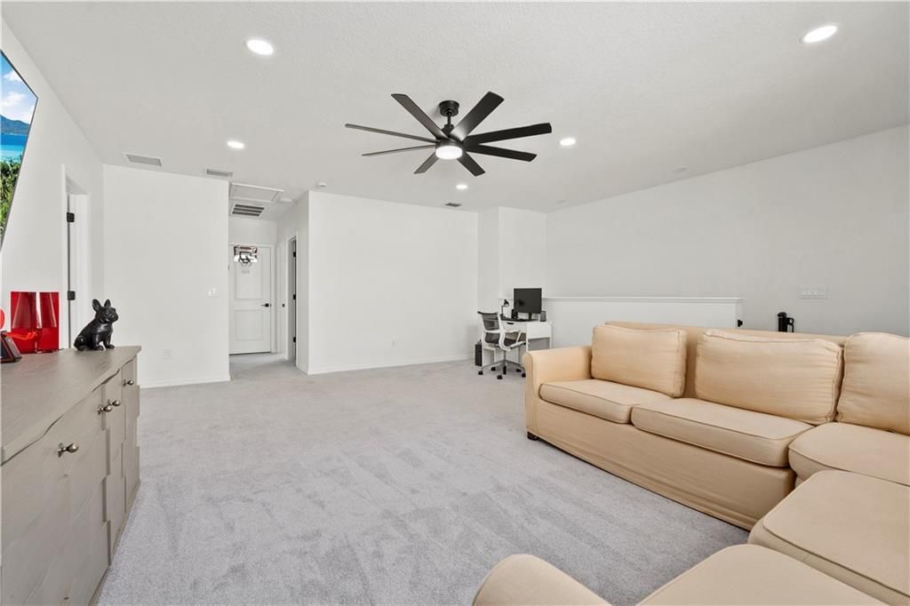 En Venta: $599,999 (5 camas, 4 baños, 2896 Pies cuadrados)