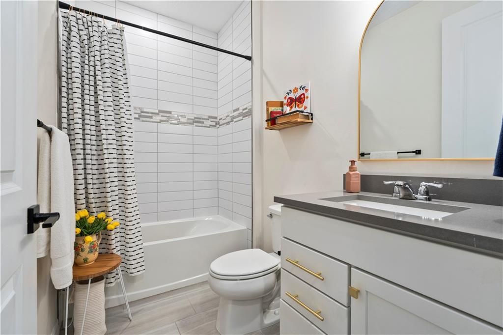 En Venta: $599,999 (5 camas, 4 baños, 2896 Pies cuadrados)