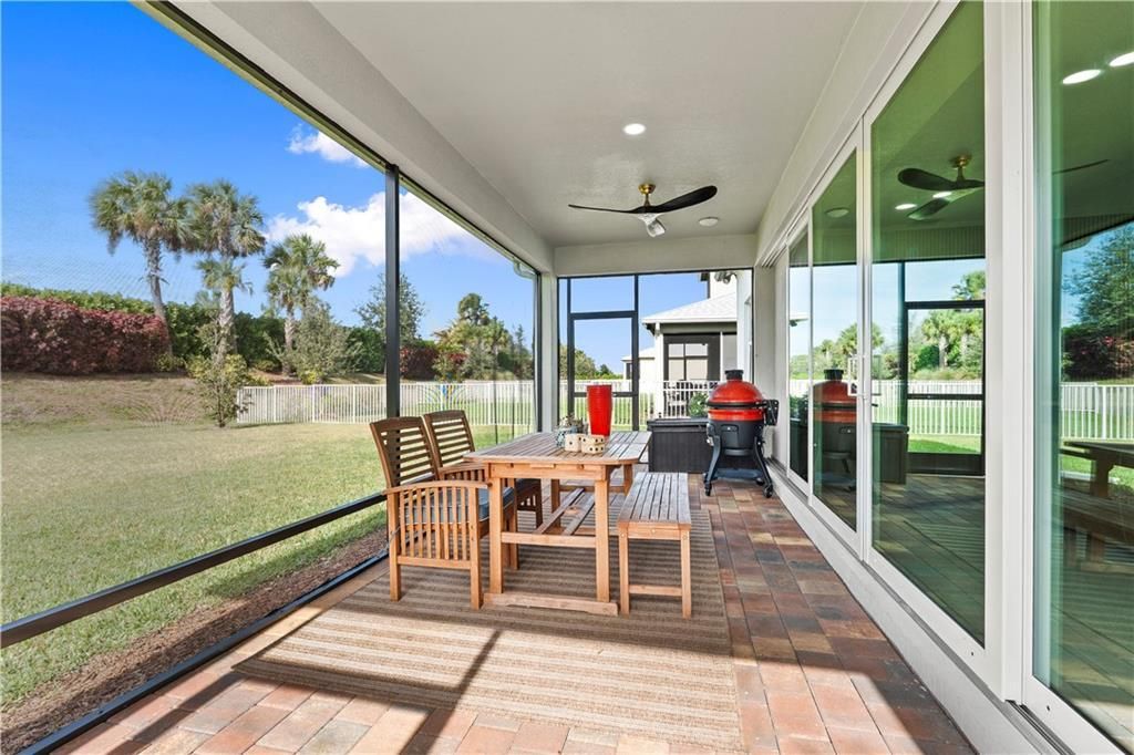 En Venta: $599,999 (5 camas, 4 baños, 2896 Pies cuadrados)