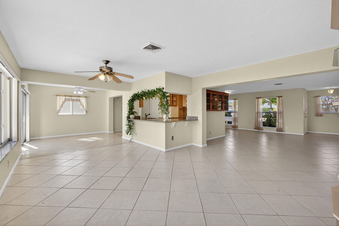 For Sale: $845,000 (2 beds, 2 baths, 1774 Square Feet)