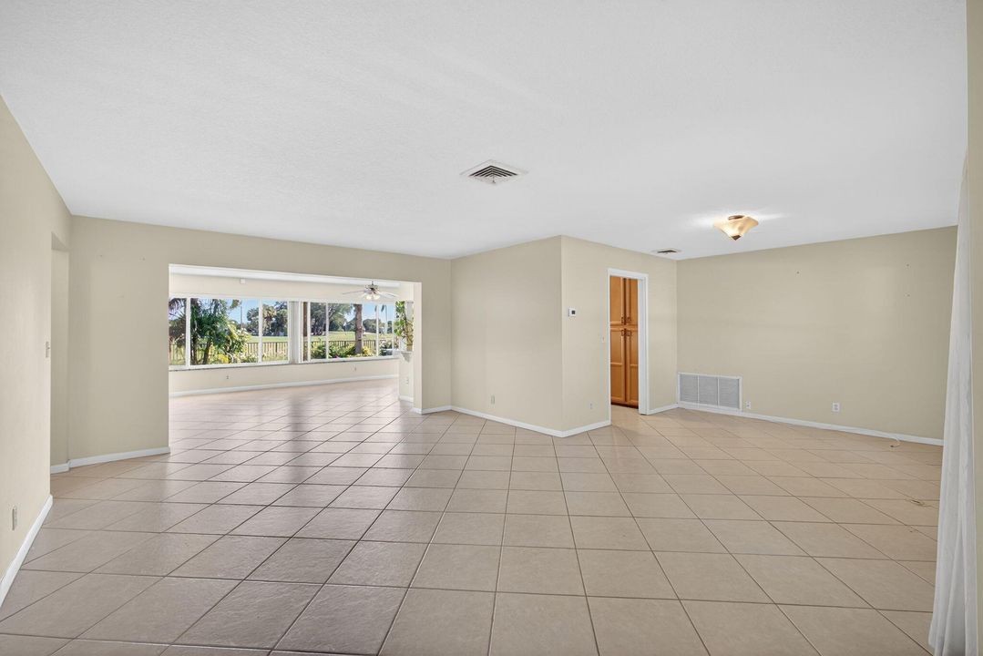 For Sale: $845,000 (2 beds, 2 baths, 1774 Square Feet)