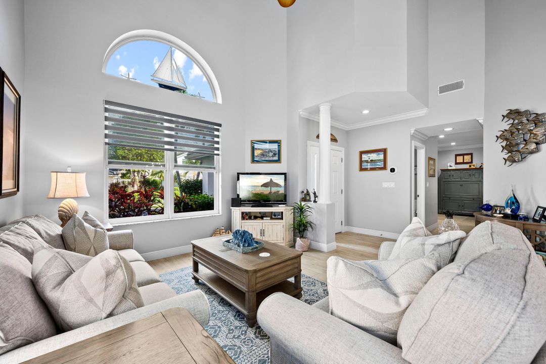 待售: $1,555,999 (3 贝兹, 2 浴室, 2023 平方英尺)