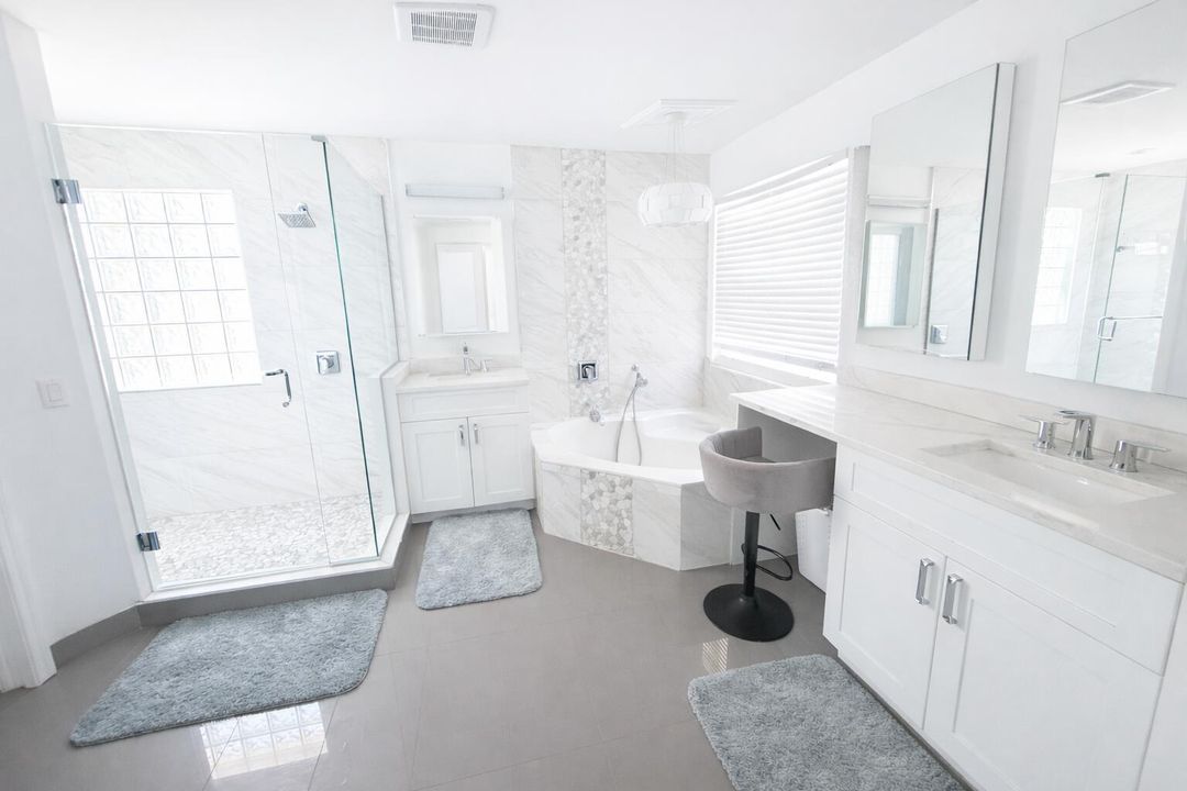 For Rent: $3,500 (4 beds, 2 baths, 2296 Square Feet)