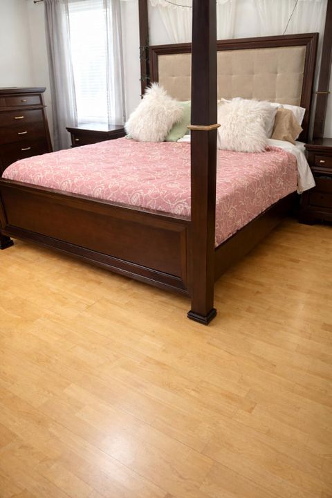 For Rent: $3,500 (4 beds, 2 baths, 2296 Square Feet)