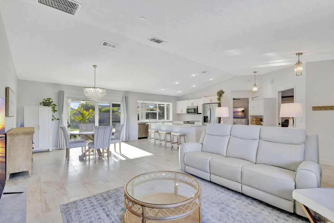 На продажу: $445,000 (3 спален, 2 ванн, 1512 Квадратных фут)