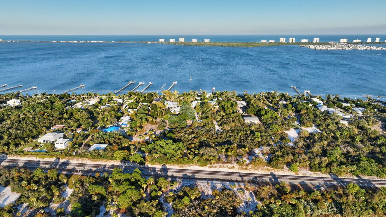 На продажу: $445,000 (3 спален, 2 ванн, 1512 Квадратных фут)