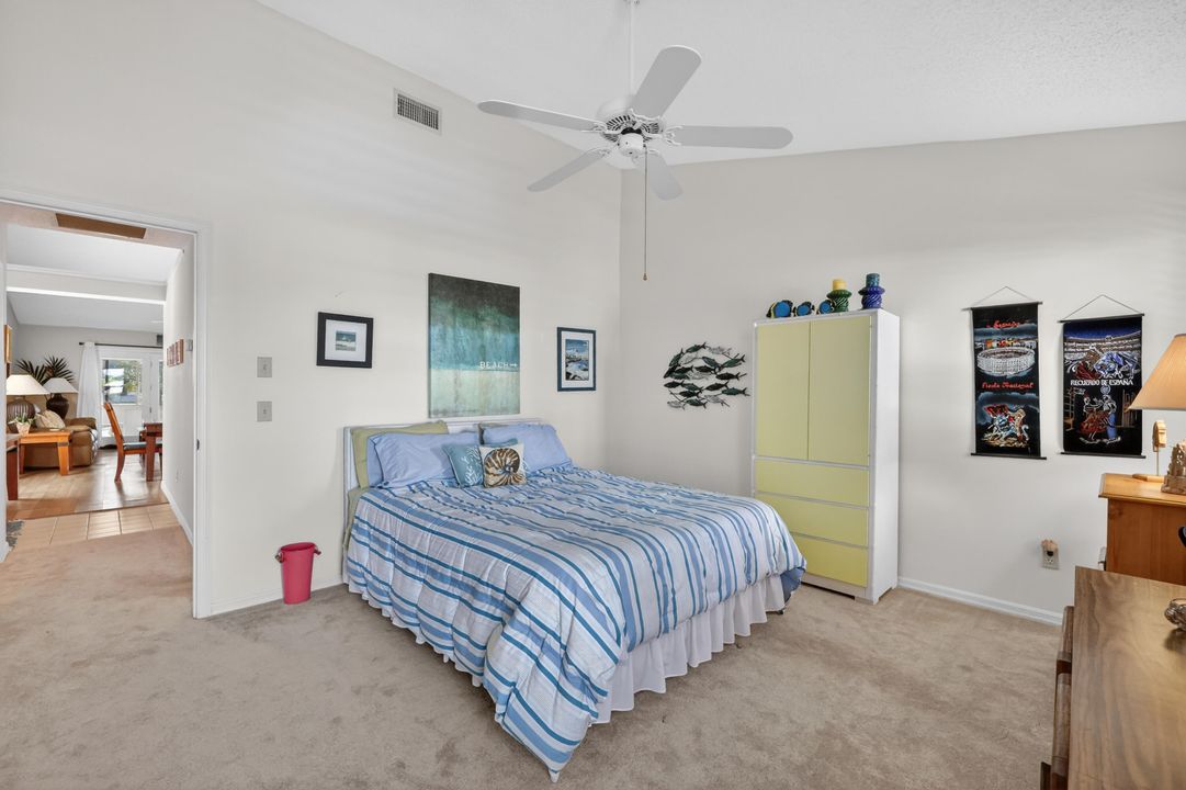 En Venta: $272,000 (2 camas, 2 baños, 1181 Pies cuadrados)