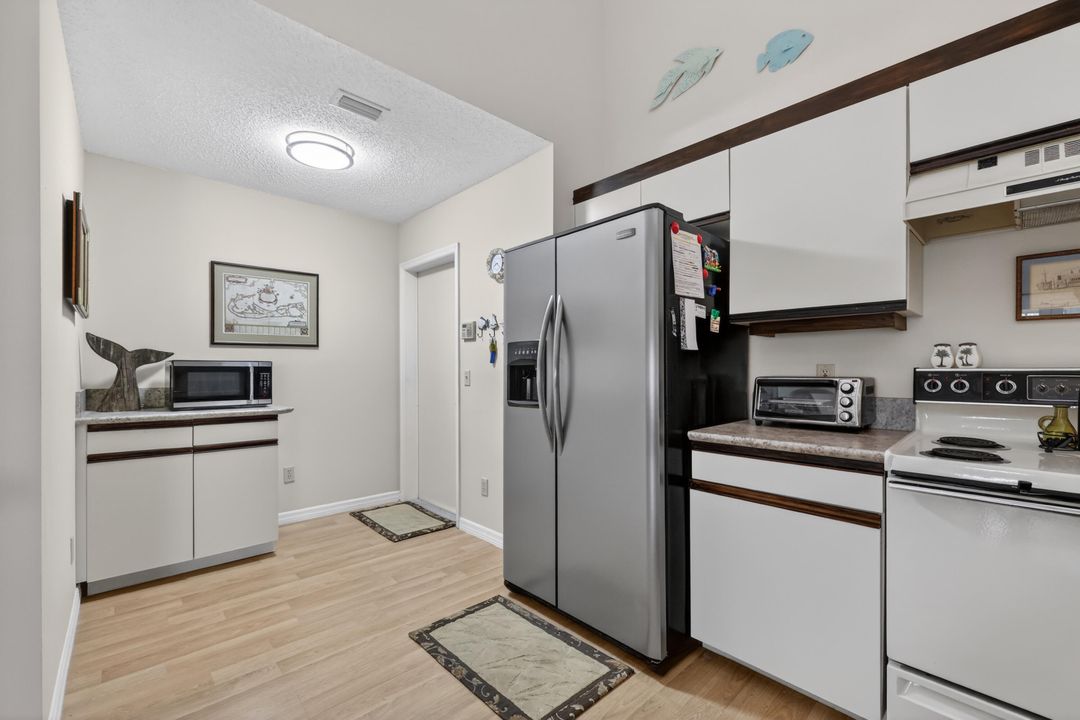 En Venta: $272,000 (2 camas, 2 baños, 1181 Pies cuadrados)