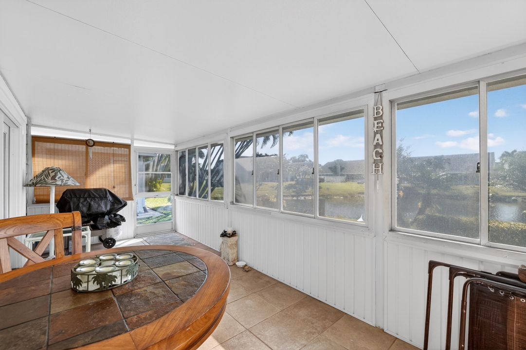 En Venta: $272,000 (2 camas, 2 baños, 1181 Pies cuadrados)