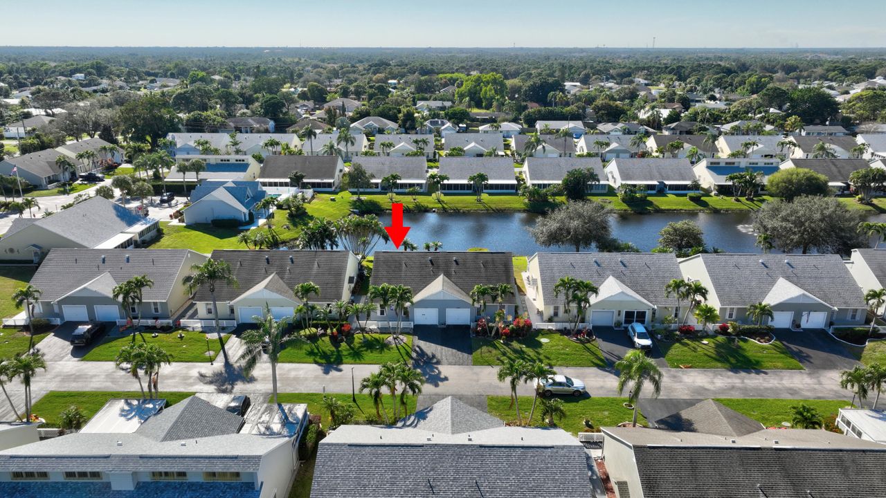 En Venta: $272,000 (2 camas, 2 baños, 1181 Pies cuadrados)