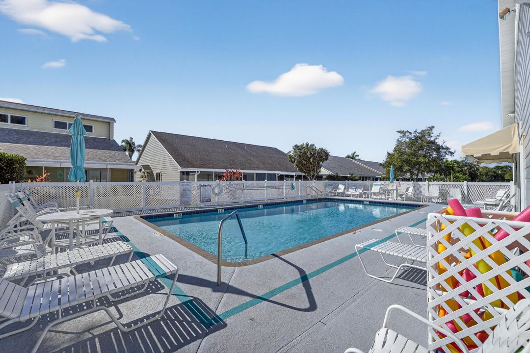 En Venta: $272,000 (2 camas, 2 baños, 1181 Pies cuadrados)