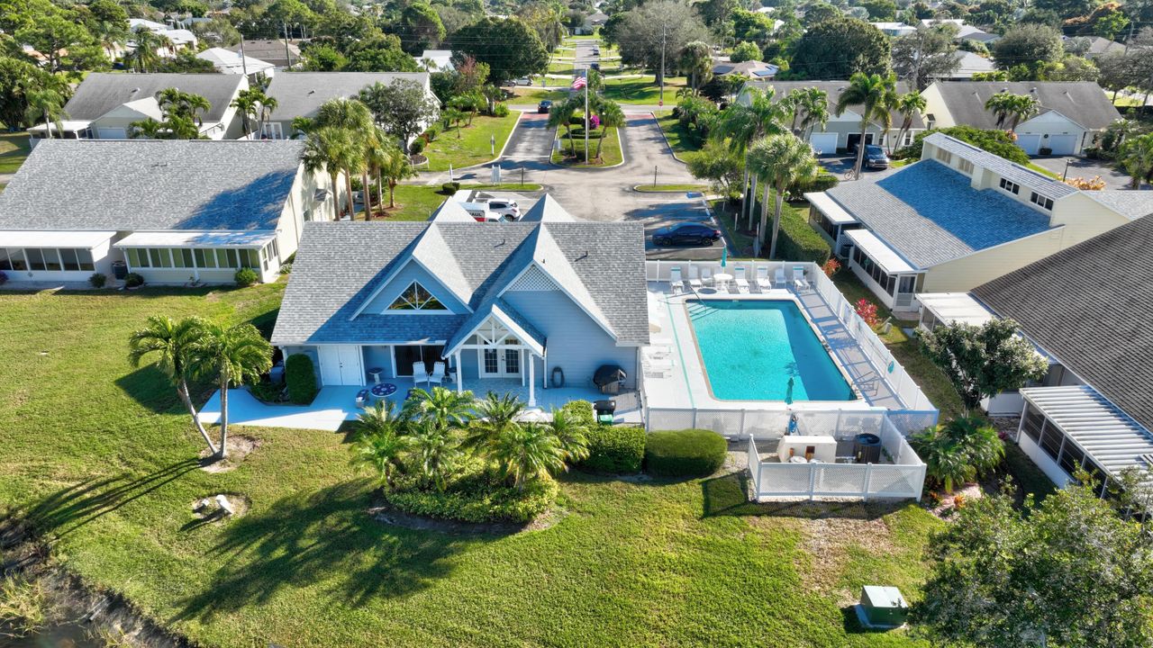 En Venta: $272,000 (2 camas, 2 baños, 1181 Pies cuadrados)