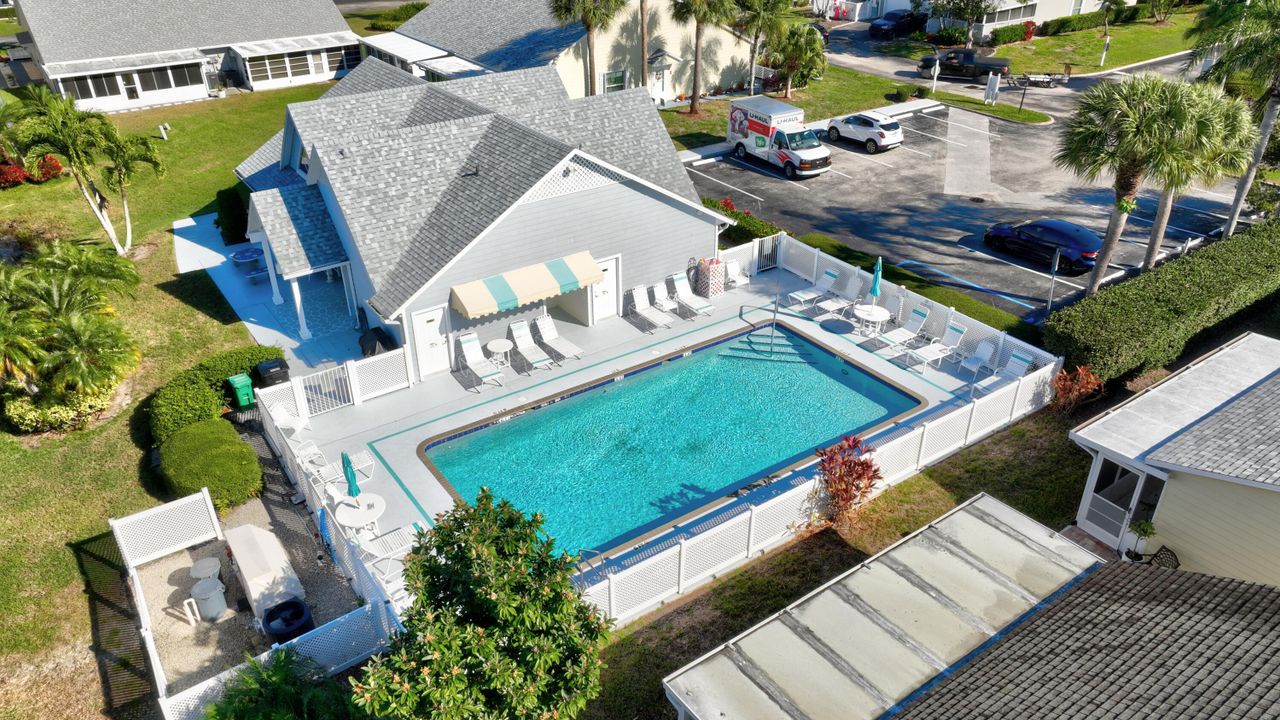 En Venta: $272,000 (2 camas, 2 baños, 1181 Pies cuadrados)