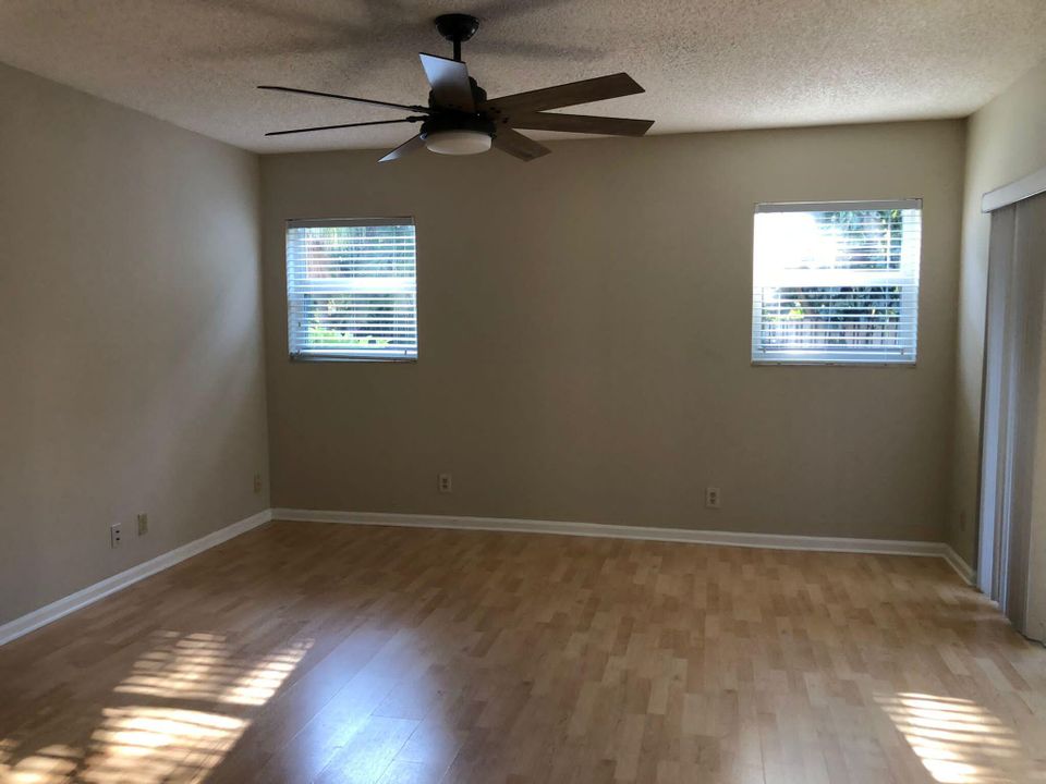 For Rent: $6,600 (4 beds, 2 baths, 2498 Square Feet)