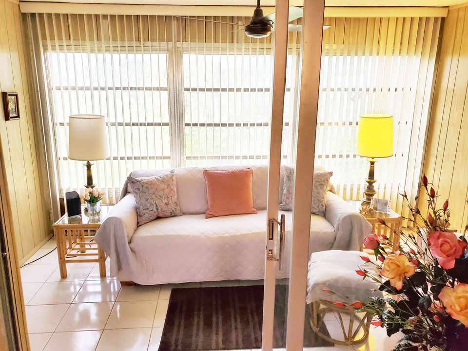 待售: $159,000 (2 贝兹, 2 浴室, 1000 平方英尺)