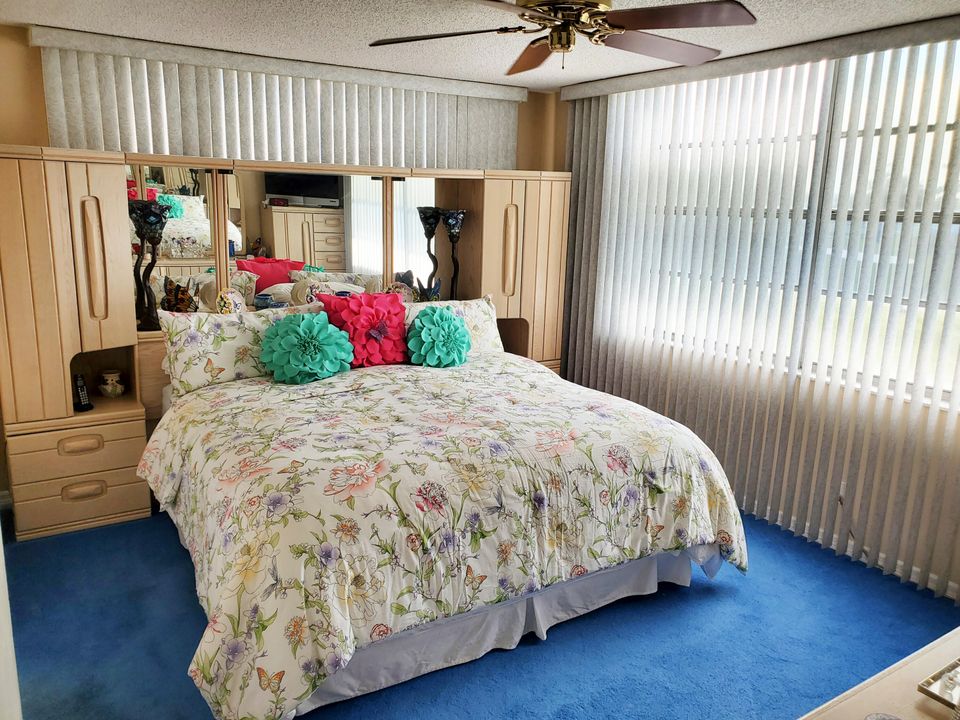 待售: $159,000 (2 贝兹, 2 浴室, 1000 平方英尺)