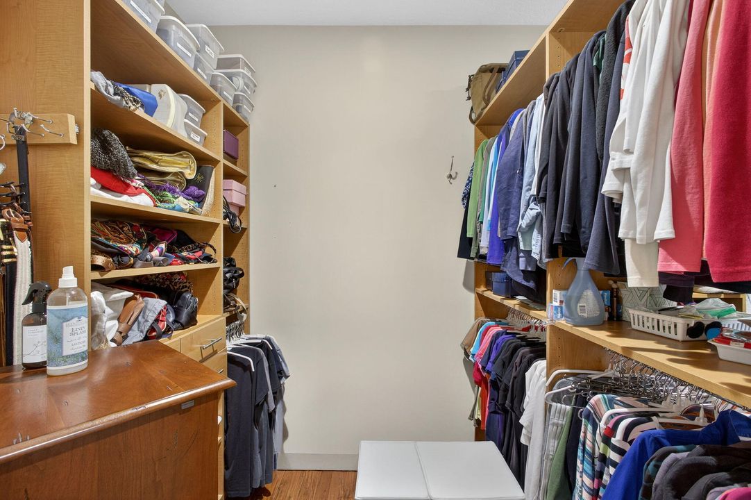 For Sale: $1,500,000 (4 beds, 3 baths, 2618 Square Feet)