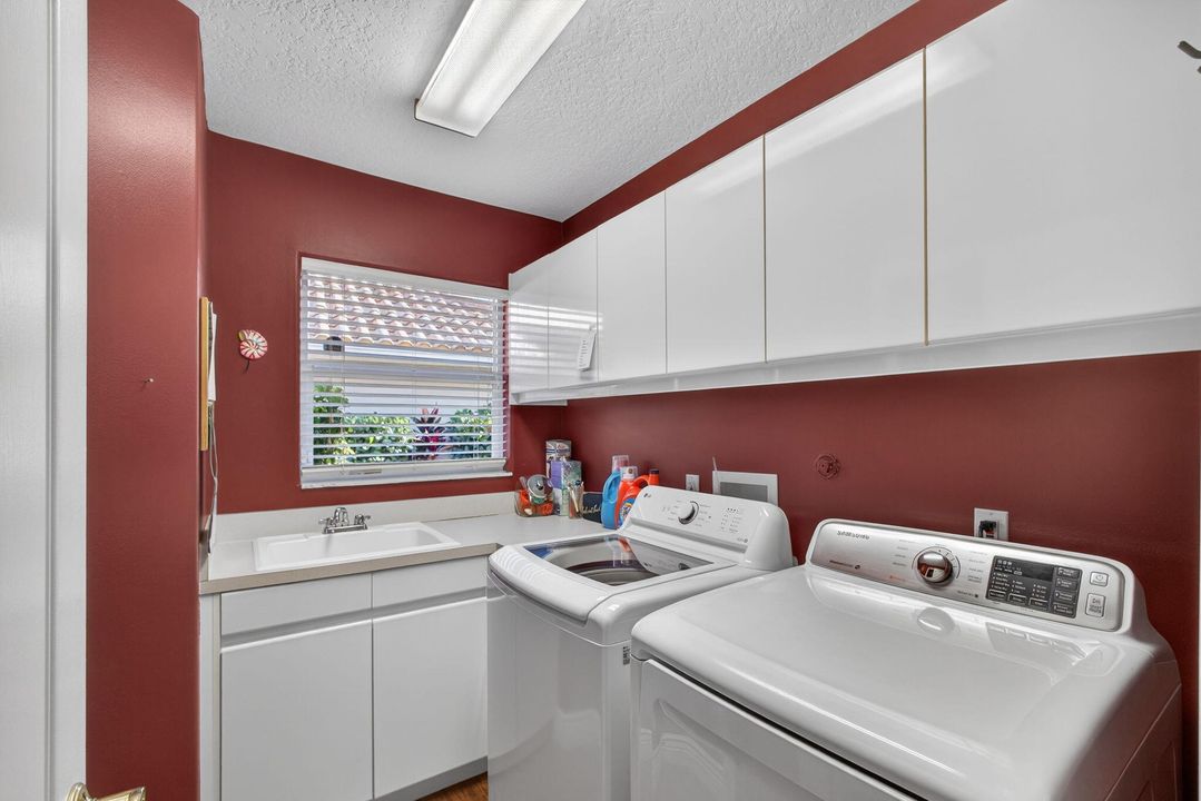 For Sale: $1,500,000 (4 beds, 3 baths, 2618 Square Feet)