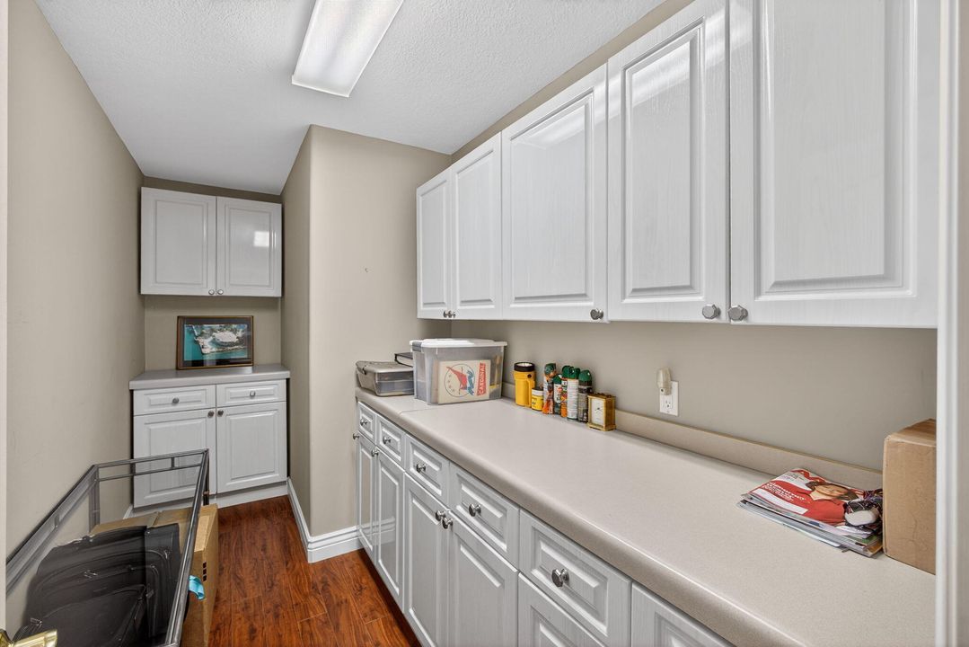 For Sale: $1,500,000 (4 beds, 3 baths, 2618 Square Feet)