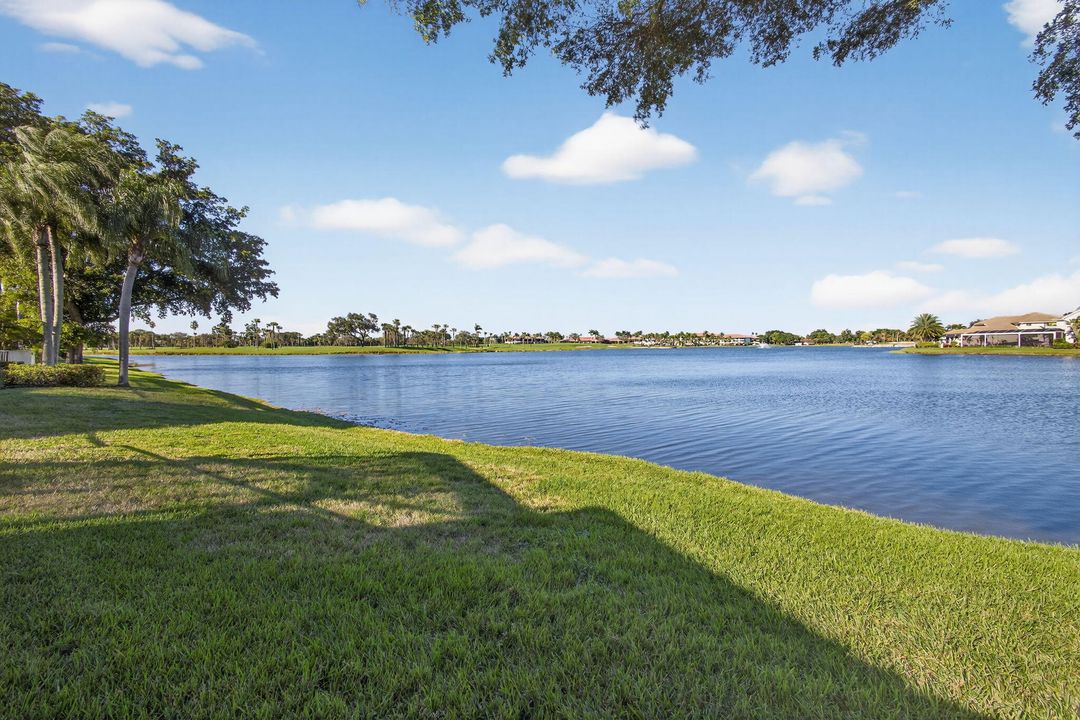 For Sale: $1,500,000 (4 beds, 3 baths, 2618 Square Feet)
