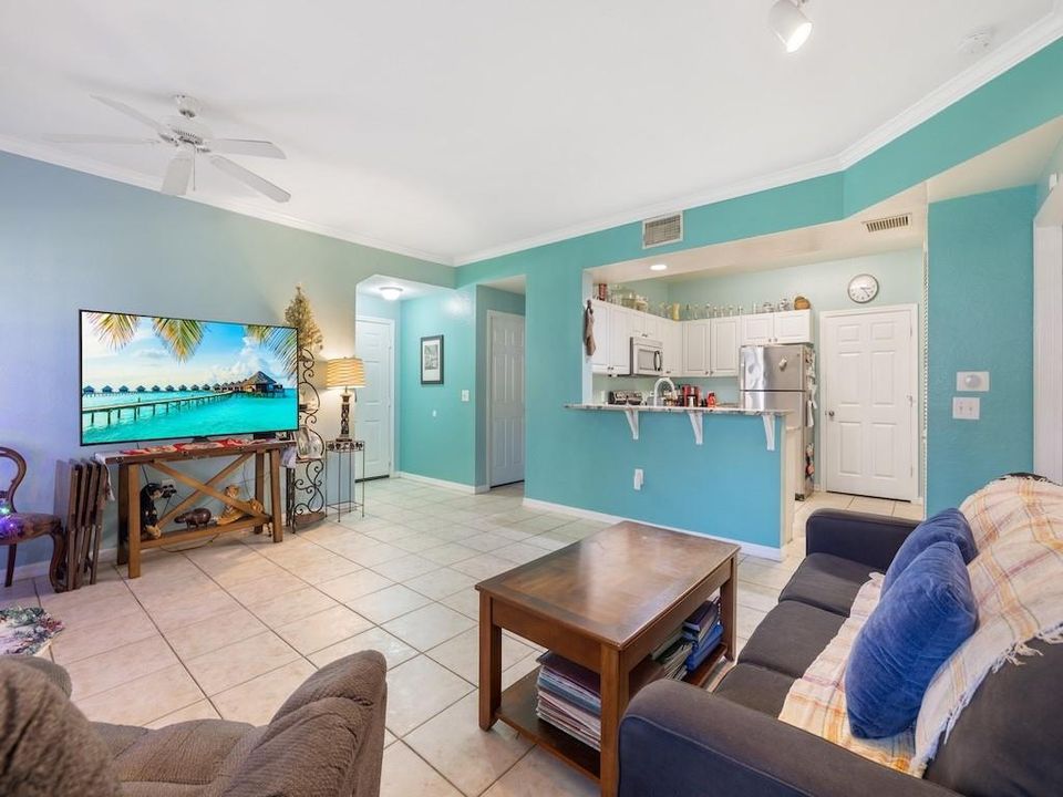 En Venta: $180,000 (2 camas, 2 baños, 1070 Pies cuadrados)