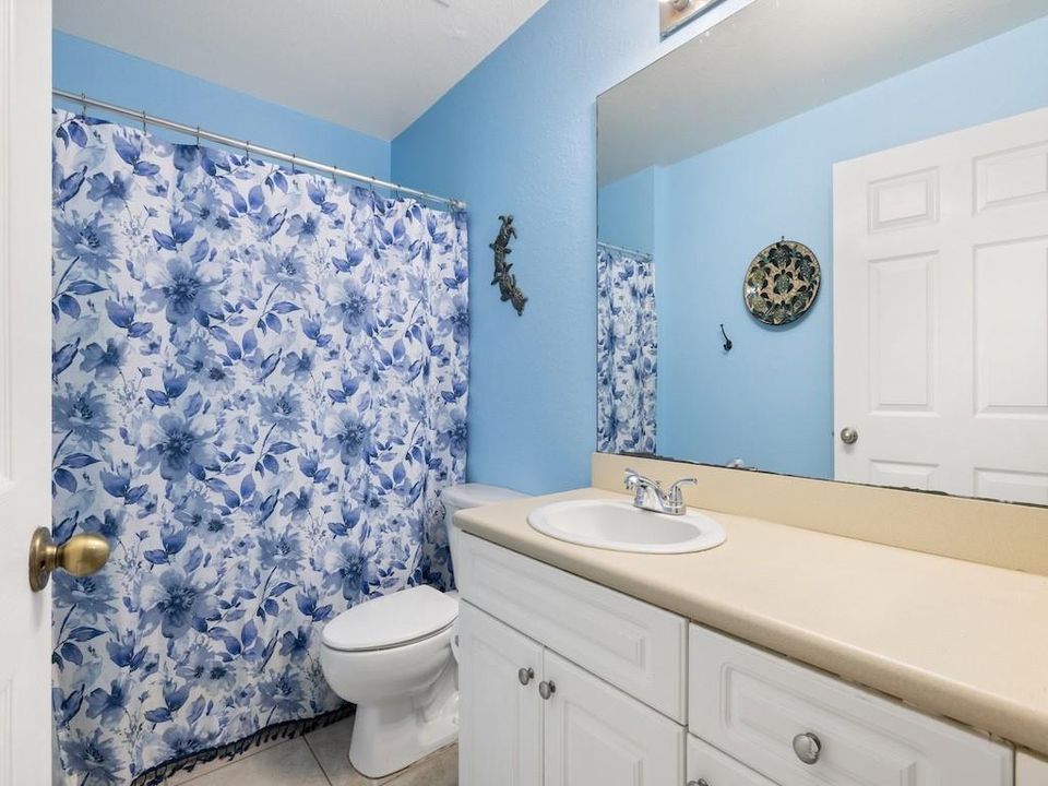 En Venta: $180,000 (2 camas, 2 baños, 1070 Pies cuadrados)