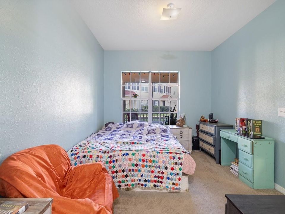 En Venta: $180,000 (2 camas, 2 baños, 1070 Pies cuadrados)