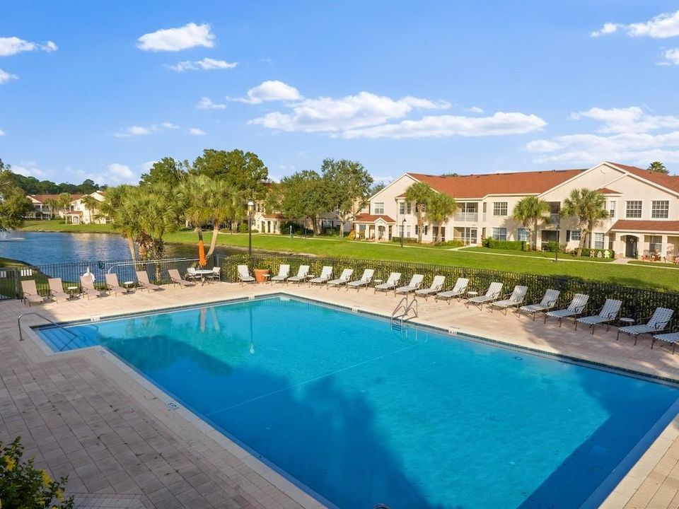 En Venta: $180,000 (2 camas, 2 baños, 1070 Pies cuadrados)