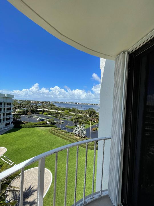 В аренду: $12,000 (2 спален, 2 ванн, 1740 Квадратных фут)