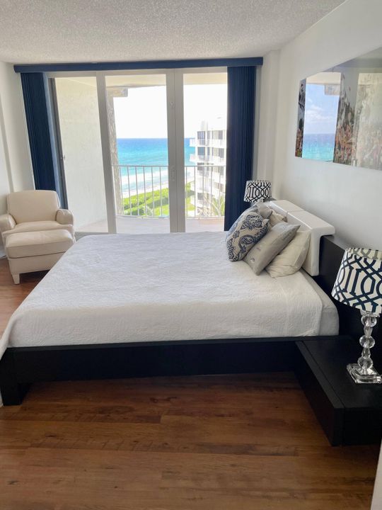 В аренду: $12,000 (2 спален, 2 ванн, 1740 Квадратных фут)