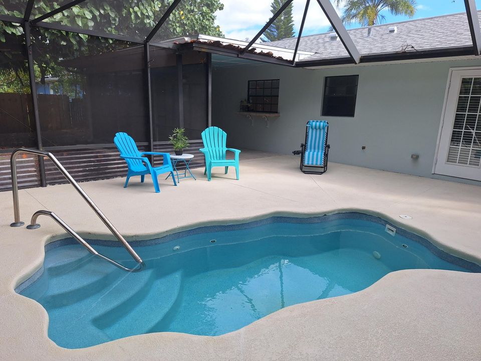 En Venta: $305,000 (3 camas, 2 baños, 1170 Pies cuadrados)