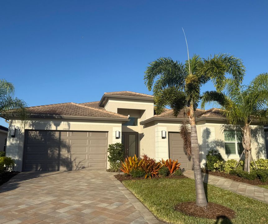 待售: $876,000 (3 贝兹, 3 浴室, 2740 平方英尺)