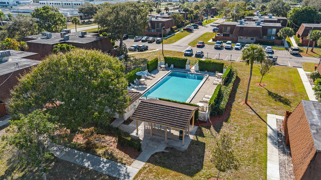 En Venta: $159,000 (2 camas, 1 baños, 1328 Pies cuadrados)