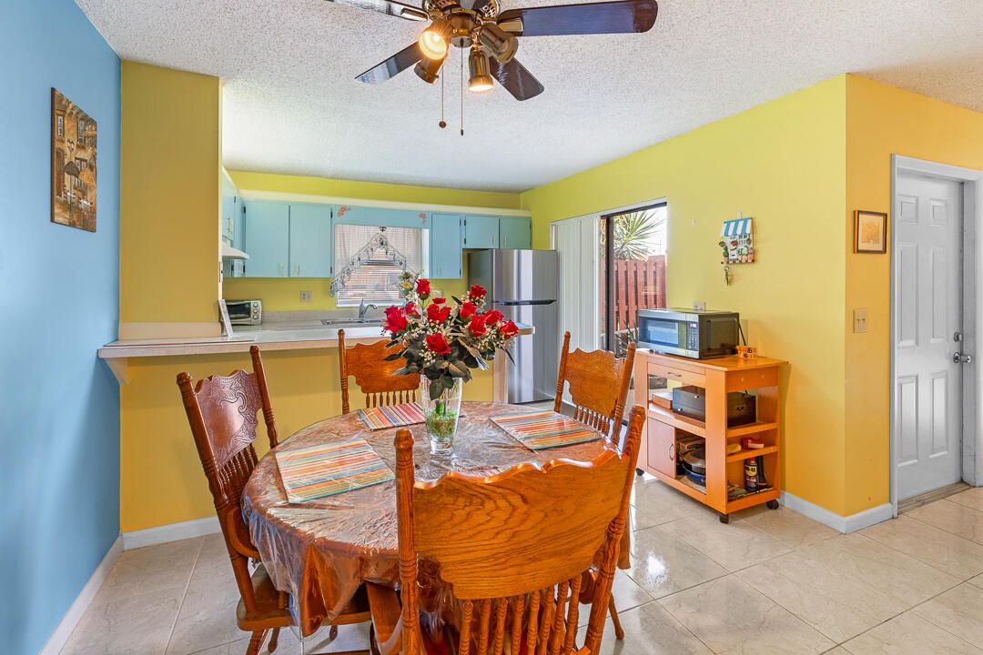 En Venta: $159,000 (2 camas, 1 baños, 1328 Pies cuadrados)