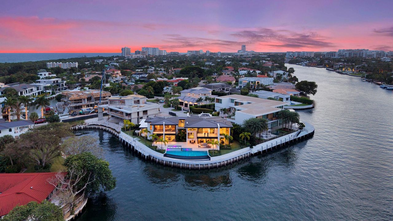 For Sale: $29,500,000 (5 beds, 5 baths, 6579 Square Feet)