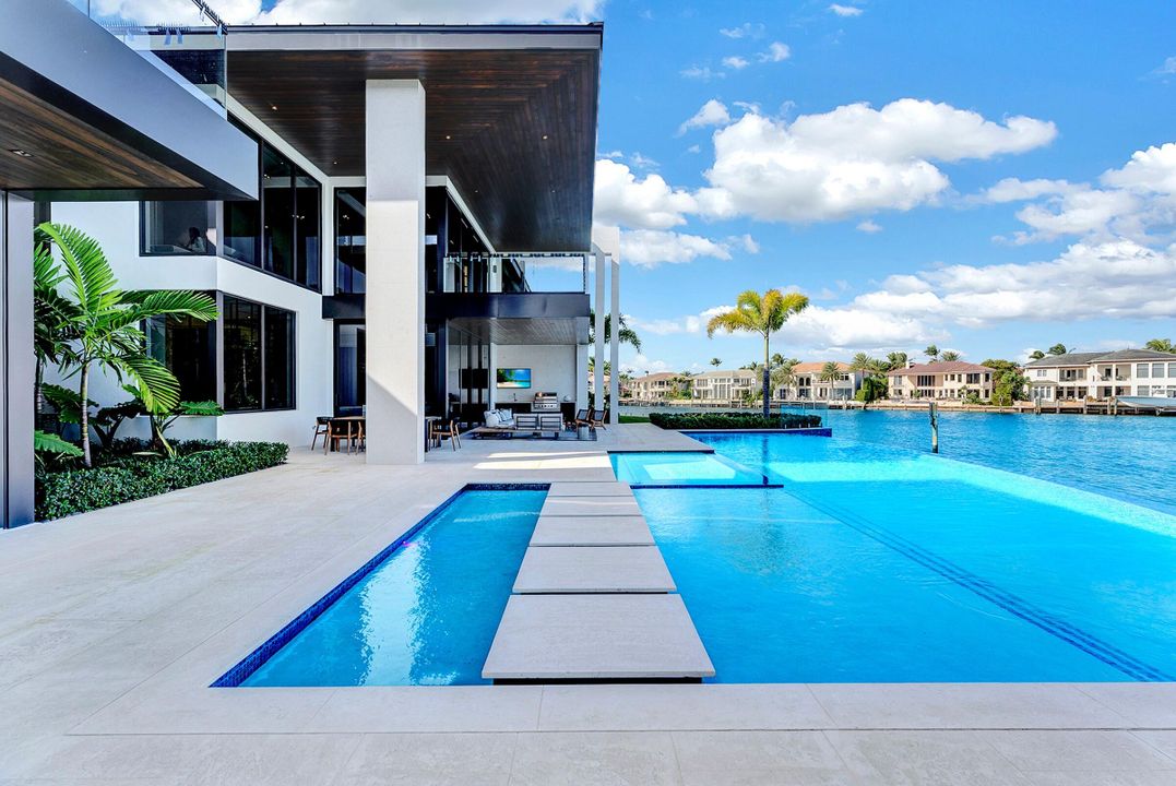 For Sale: $29,500,000 (5 beds, 5 baths, 6579 Square Feet)