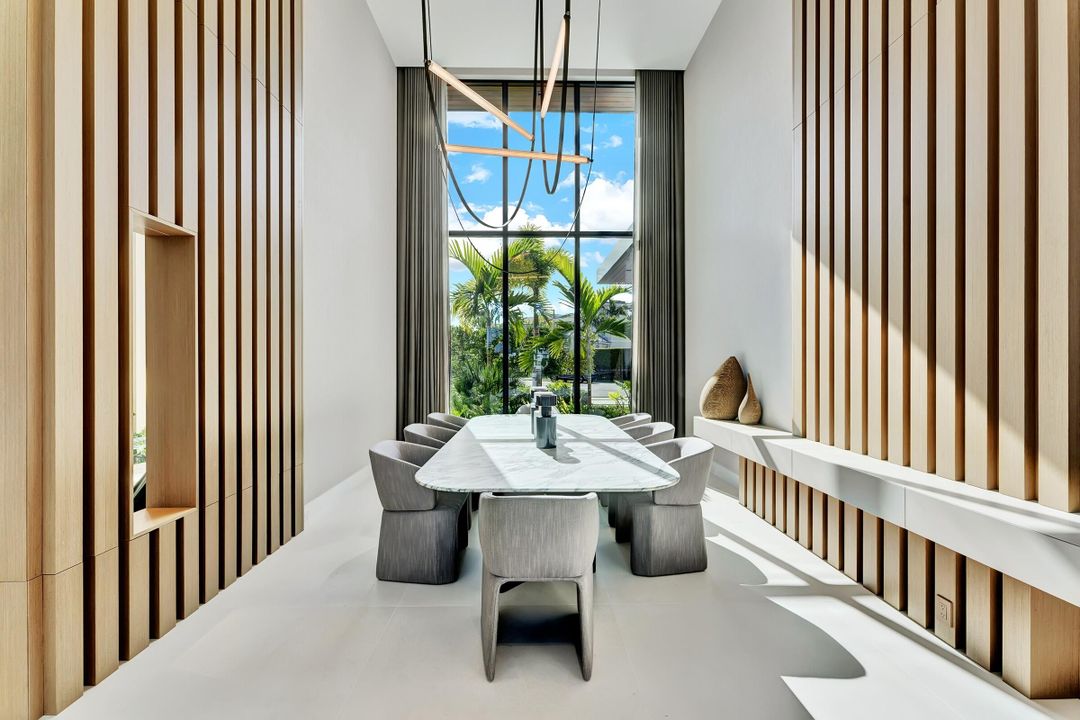 For Sale: $29,500,000 (5 beds, 5 baths, 6579 Square Feet)