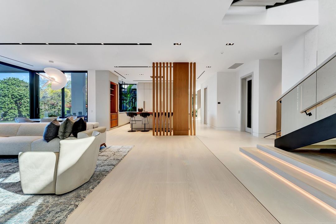 For Sale: $29,500,000 (5 beds, 5 baths, 6579 Square Feet)