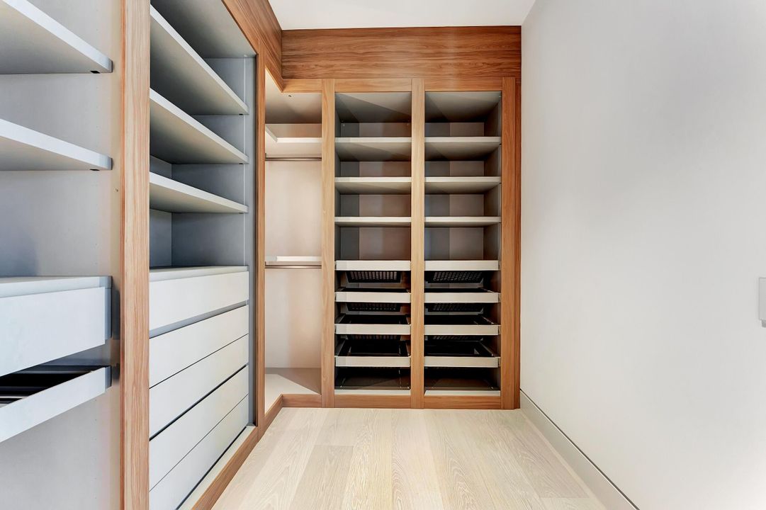 For Sale: $29,500,000 (5 beds, 5 baths, 6579 Square Feet)