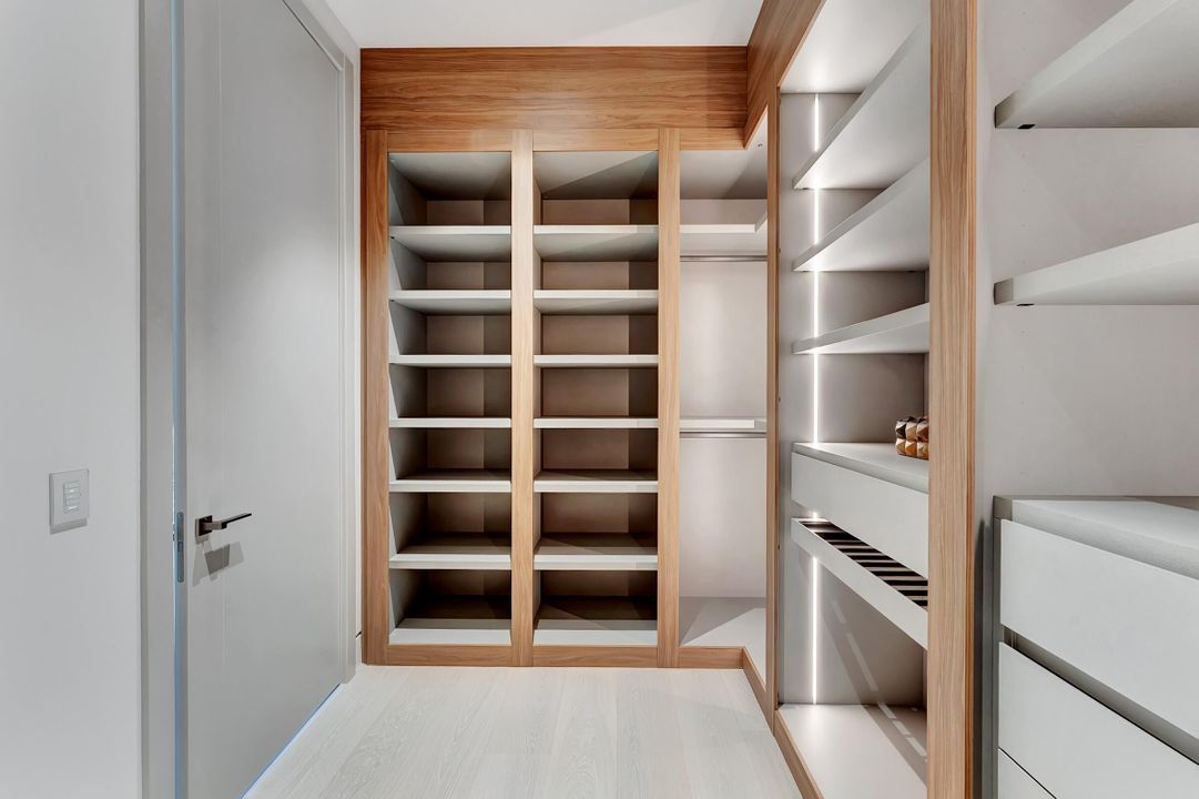 For Sale: $29,500,000 (5 beds, 5 baths, 6579 Square Feet)