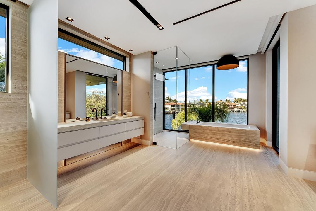 For Sale: $29,500,000 (5 beds, 5 baths, 6579 Square Feet)