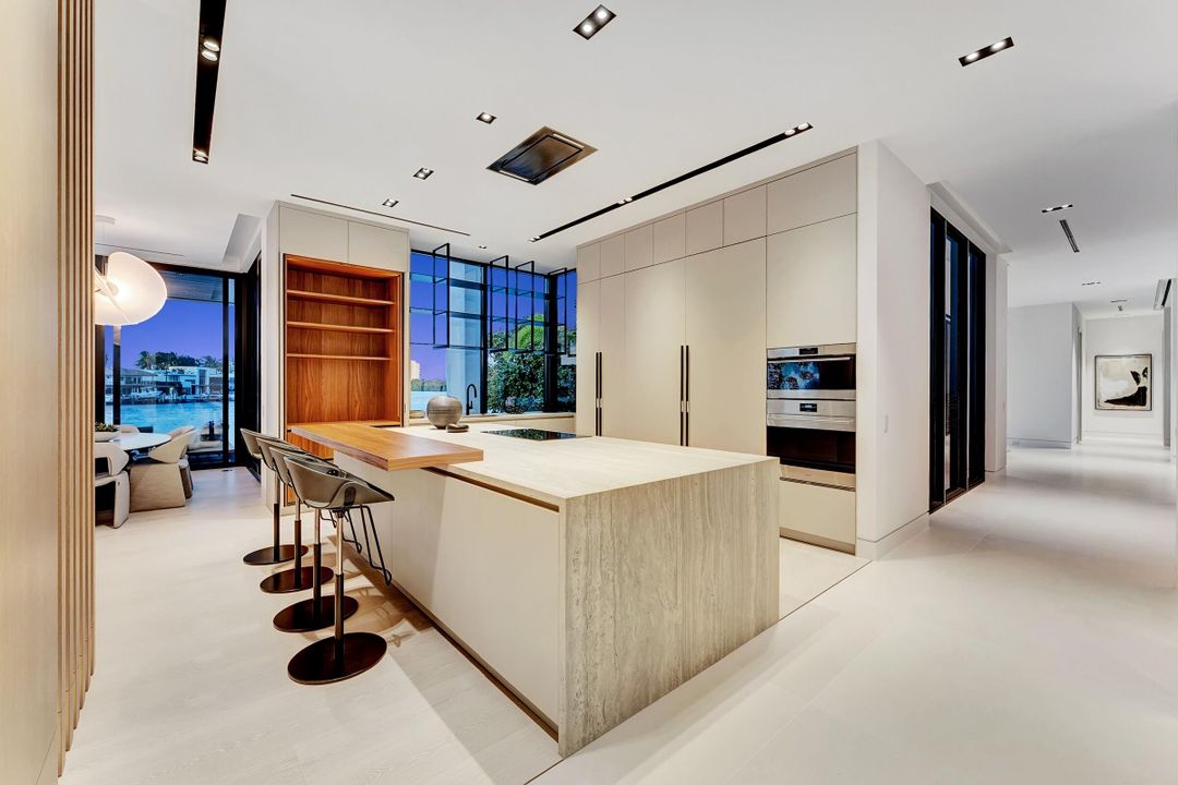 For Sale: $29,500,000 (5 beds, 5 baths, 6579 Square Feet)