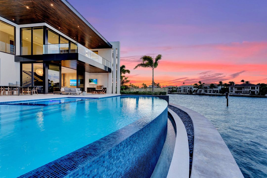 For Sale: $29,500,000 (5 beds, 5 baths, 6579 Square Feet)