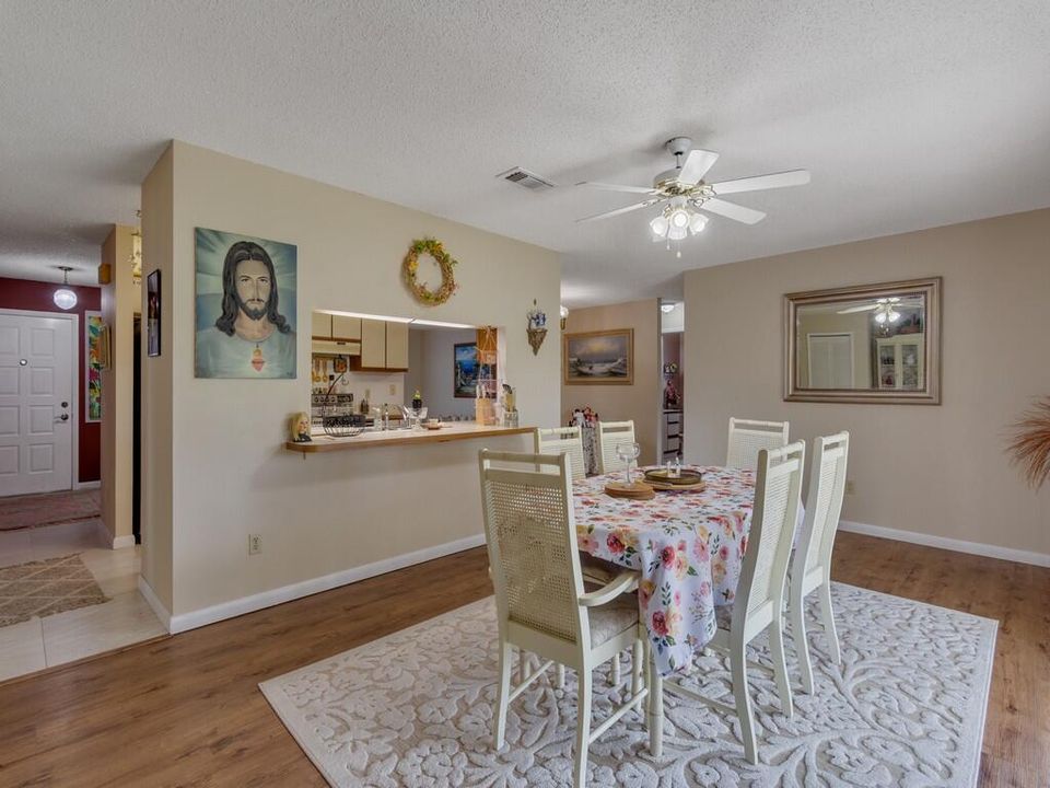 For Rent: $4,000 (3 beds, 2 baths, 1788 Square Feet)